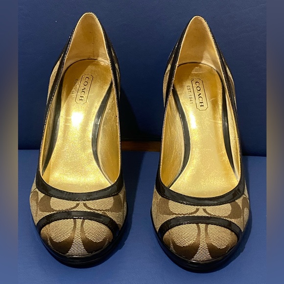 Coach KerryAnn Signature C brown wedge heels - Picture 2 of 15